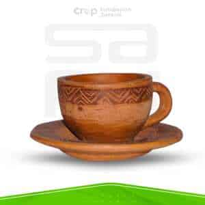 Taza y plato tendido